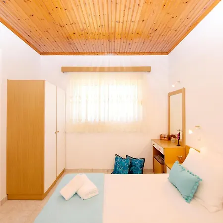 Venus Island Studios Lindos  Room photo
